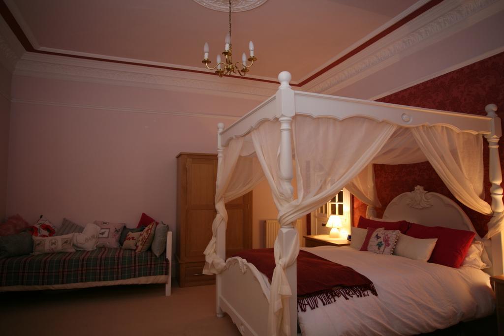 Netherfield House Bed And Breakfast Houston Room photo